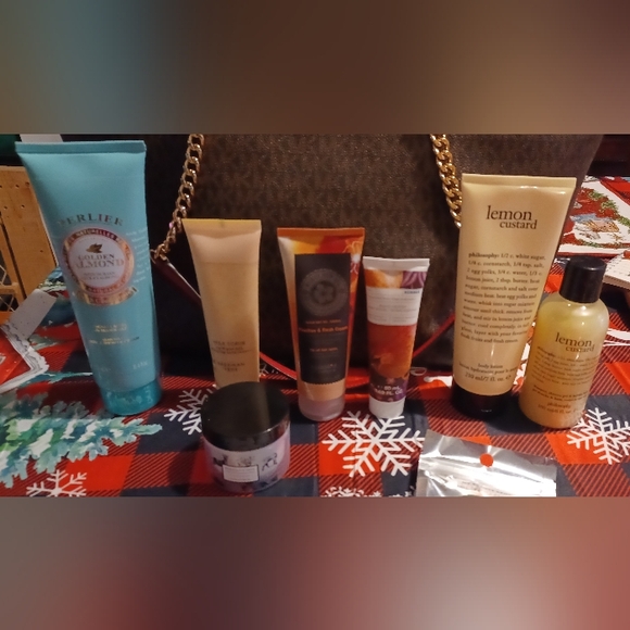 Like to be notified of my live, as well as the raffle! - Picture 7 of 16